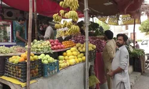 Pakistan: बढ़ती महंगाई के कारण कराची के निवासियों को करना पड़ा संघर्ष Pakistan: बढ़ती महंगाई के कारण कराची के निवासियों को करना पड़ा संघर्ष