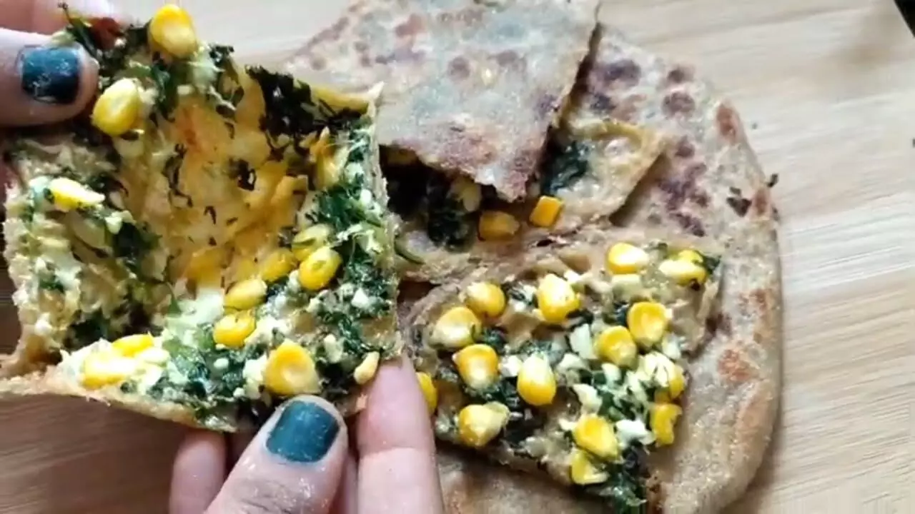 Spinach corn cheese paratha, बच्चों की हेल्थ के लिए है बेस्ट ऑप्शन