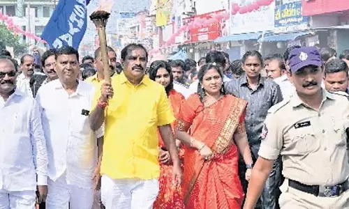Minister Vangalapudi Anitha: माताओं को युवाओं को नशे से बचाना चाहिए Minister Vangalapudi Anitha: माताओं को युवाओं को नशे से बचाना चाहिए