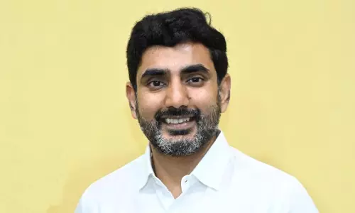 AP: लोकेश ने पोट्टी श्रीरामुलु को भावभीनी श्रद्धांजलि अर्पित की AP: लोकेश ने पोट्टी श्रीरामुलु को भावभीनी श्रद्धांजलि अर्पित की
