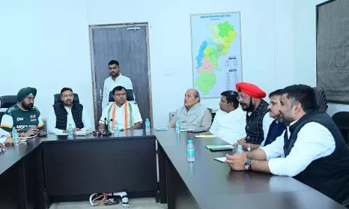 राजीव भवन रायपुर में नगरीय निकाय चुनाव संबंधी हुई बैठक