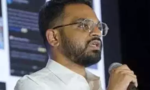 Sajjala Bhargava को हाईकोर्ट से दो सप्ताह की राहत मिली
