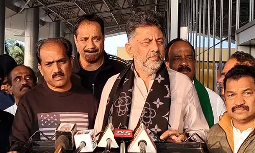 अनवर मणिपड्डी राजनीतिक दबाव के कारण यू-टर्न ले रहे हैं: कर्नाटक के DCM DK शिवकुमार