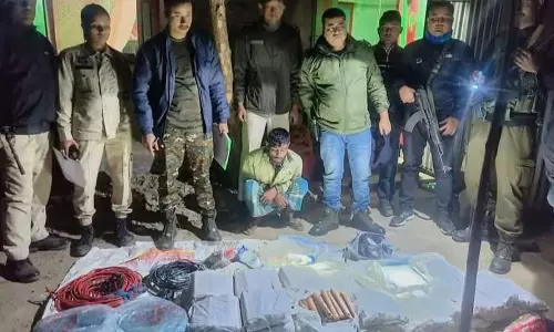 Assam पुलिस ने दक्षिण सलमारा-मनकाचर जिले में छापेमारी कर भारी मात्रा में विस्फोटक जब्त किया