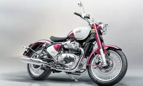 रॉयल एनफील्ड की तीन दिलचस्प मोटरसाइकिलें बाजार में आने की तैयारी कर रही रॉयल एनफील्ड की तीन दिलचस्प मोटरसाइकिलें बाजार में आने की तैयारी कर रही