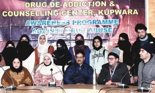 Kupwara में नशा मुक्ति जागरूकता अभियान आयोजित Kupwara में नशा मुक्ति जागरूकता अभियान आयोजित