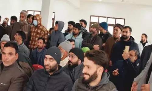 J&K: विधानसभा अध्यक्ष ने चरार-ए-शरीफ में स्वास्थ्य सुविधाओं का निरीक्षण किया