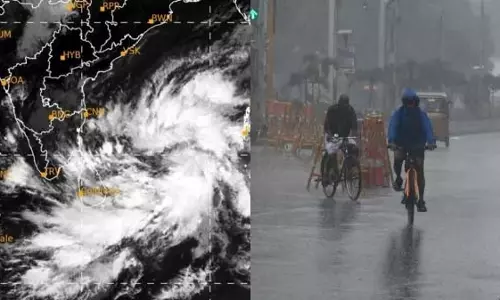 Tamil Nadu: बंगाल की खाड़ी में बना कम दबाव.. 2 दिन के लिए ऑरेंज अलर्ट Tamil Nadu: बंगाल की खाड़ी में बना कम दबाव.. 2 दिन के लिए ऑरेंज अलर्ट