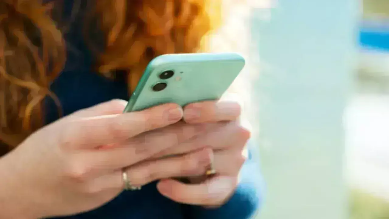Upcoming Phone: नए साल भारत में लॉन्च होगा ये प्रीमियम स्मार्टफोन्स Upcoming Phone: नए साल भारत में लॉन्च होगा ये प्रीमियम स्मार्टफोन्स