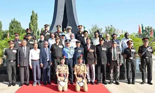 Hyderabad ने भारत की ऐतिहासिक जीत को भावभीनी श्रद्धांजलि के साथ याद किया Hyderabad ने भारत की ऐतिहासिक जीत को भावभीनी श्रद्धांजलि के साथ याद किया