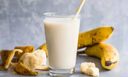 Milk के साथ कभी नहीं खाएं ये 5 खाद्य पदार्थ Milk के साथ कभी नहीं खाएं ये 5 खाद्य पदार्थ