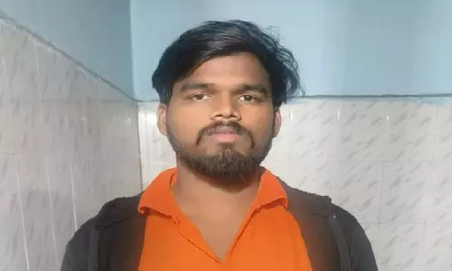 गुजरात में युवक की हत्या करने वाला Berhampur से गिरफ्तार गुजरात में युवक की हत्या करने वाला Berhampur से गिरफ्तार