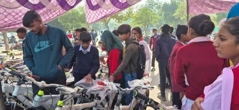 Haryana : प्रथम दिन जिले भर से कक्षा 9 के 14,43 विद्यार्थियों ने साइकिल मेले में लिया हिस्सा