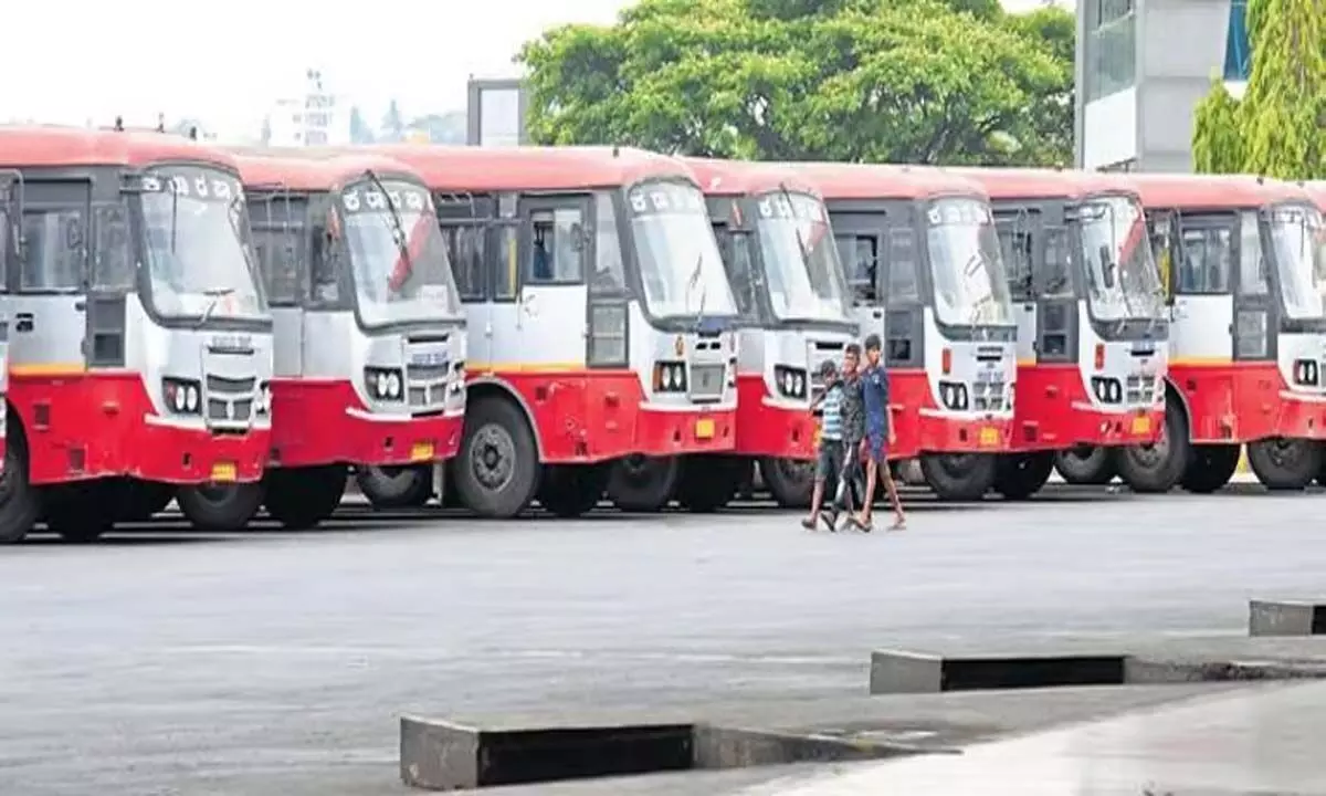 Karnataka: कर्नाटक आरटीसी कर्मचारी 31 दिसंबर से हड़ताल पर रहेंगे