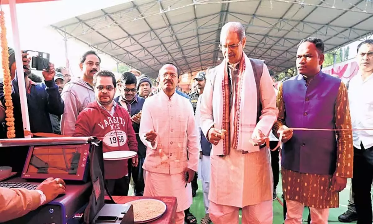 Odisha: सिंह देव ने मलकानगिरी में धान खरीद का शुभारंभ किया