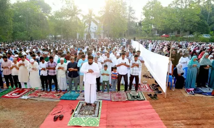 Kerala: तकबीर ध्वनियों के साथ सीएसआई देवालय प्रांगण