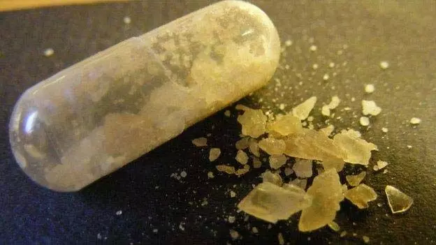 Bengaluru : ड्रग रैकेट का भंडाफोड़, 24 करोड़ का MDMA क्रिस्टल जब्त, विदेशी नागरिक गिरफ्तार