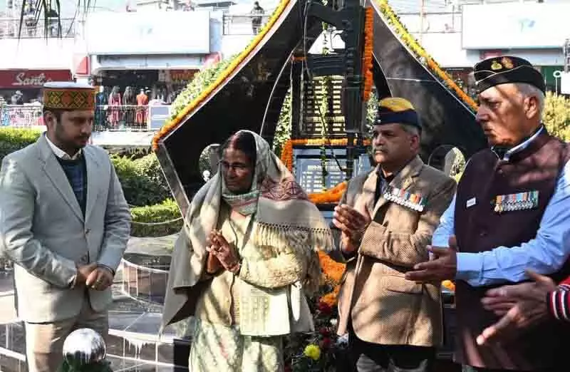 युद्ध नायक ने Mandi में विजय दिवस पर 1971 के संघर्ष में भारत की भूमिका पर विचार किया