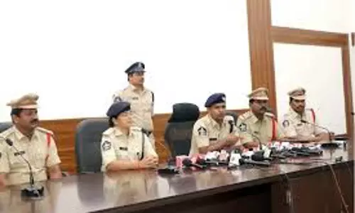 डकैती के बाद पुलिस को गुमराह करने के आरोप में पुलिस मुखबिर arrested