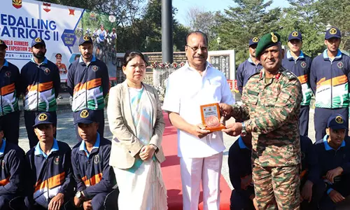 भारतीय सेना ने Agartala में 53वें विजय दिवस को भव्यता के साथ मनाया