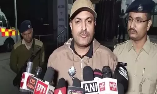 Gujarat: नाबालिग लड़की से बलात्कार, आरोपी को पकड़ने के प्रयास जारी