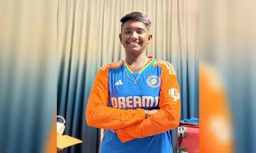 मदुरै से कुआलालंपुर होते हुए मुंबई इंडियंस तक: The story of Kamalini मदुरै से कुआलालंपुर होते हुए मुंबई इंडियंस तक: The story of Kamalini