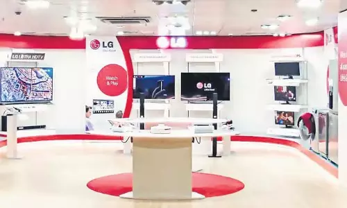 एलजी की भारतीय शाखा के लिए 15 बिलियन डॉलर के लिस्टिंग मूल्यांकन पर नजर एलजी की भारतीय शाखा के लिए 15 बिलियन डॉलर के लिस्टिंग मूल्यांकन पर नजर