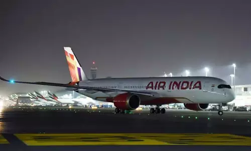 व्लॉगर ने एयर इंडिया की अंतरराष्ट्रीय उड़ान में बिजनेस क्लास का निराशाजनक अनुभव साझा किया व्लॉगर ने एयर इंडिया की अंतरराष्ट्रीय उड़ान में बिजनेस क्लास का निराशाजनक अनुभव साझा किया