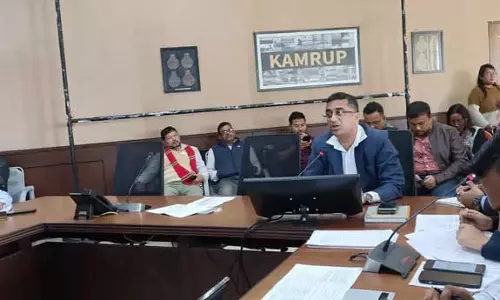 Assam : कामरूप के अधिकारियों ने चुनाव से पहले पंचायत मतदाता सूची की तैयारी की समीक्षा की
