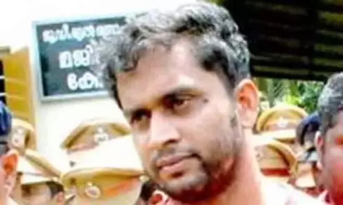 Kerala: बार डीजे पार्टी में झड़प, ओम प्रकाश को गिरफ्तार
