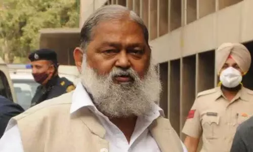 Haryana: पेंशन संबंधी काम में देरी, मंत्री ने अधिकारी को किया निलंबित Haryana: पेंशन संबंधी काम में देरी, मंत्री ने अधिकारी को किया निलंबित
