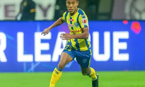 कोरो सिंह ने Kerala Blasters FC के साथ 2029 तक अनुबंध विस्तार पर हस्ताक्षर किए