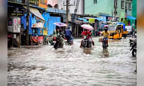 IMD ने दक्षिणी तटीय आंध्र प्रदेश, रायलसीमा में भारी बारिश की भविष्यवाणी की