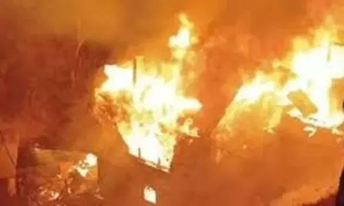 Bihar News: बड़ा हादसा,अलाव से घर में लगी आग, जिंदा जली मां-बेटी Bihar News: बड़ा हादसा,अलाव से घर में लगी आग, जिंदा जली मां-बेटी