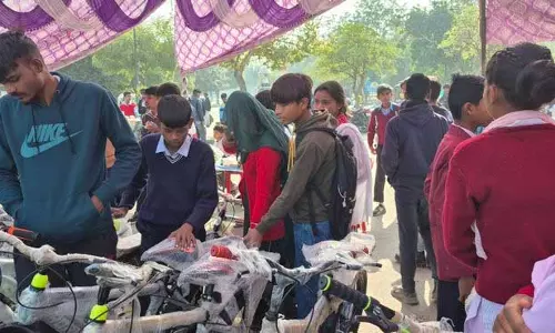 Haryana : प्रथम दिन जिले भर से कक्षा 9 के 14,43 विद्यार्थियों ने साइकिल मेले में लिया हिस्सा Haryana : प्रथम दिन जिले भर से कक्षा 9 के 14,43 विद्यार्थियों ने साइकिल मेले में लिया हिस्सा