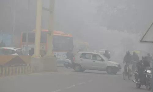 Kanpur: धूप निकलने में दिन में मिली थोड़ी राहत, रात में पड़ रही कड़ाके की ठंड