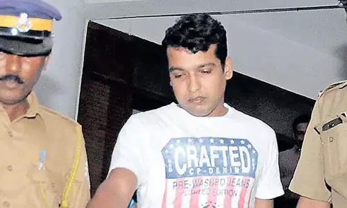 Kerala : हाईकोर्ट ने गवाहों को वापस बुलाने की पल्सर सुनी की याचिका खारिज की Kerala : हाईकोर्ट ने गवाहों को वापस बुलाने की पल्सर सुनी की याचिका खारिज की