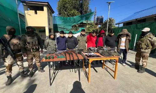 Manipur : काकचिंग जिले में सात उग्रवादी गिरफ्तार Manipur : काकचिंग जिले में सात उग्रवादी गिरफ्तार