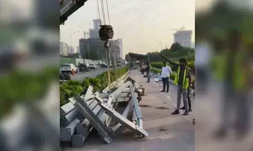 Hyderabad: सौर ऊर्जा से चलने वाले साइकिल ट्रैक के 80 मीटर हिस्से को ध्वस्त कर दिया Hyderabad: सौर ऊर्जा से चलने वाले साइकिल ट्रैक के 80 मीटर हिस्से को ध्वस्त कर दिया