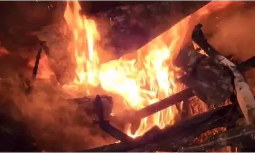Nagaur: दो ट्रकों की टक्कर में लगी आग, जिंदा जलने से दोनों चालकों की मौत