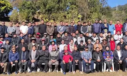 Nagaland : नागा लोगों को क्रिसमस का सही अर्थ फिर से खोजना होगा केओशु Nagaland : नागा लोगों को क्रिसमस का सही अर्थ फिर से खोजना होगा केओशु