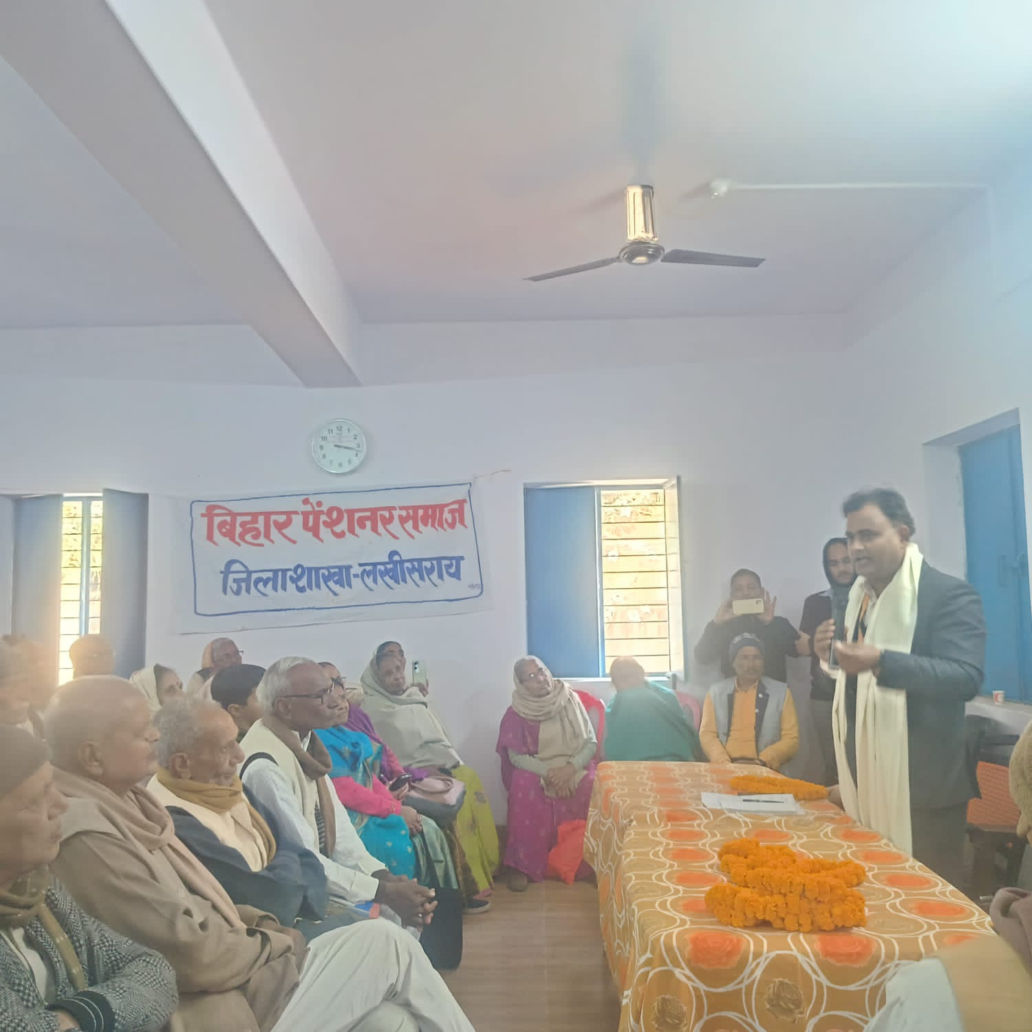पेंशनर समाज के तत्वावधान में समारोह पूर्वक DS नकारा साहब को दी गई श्रद्धांजलि