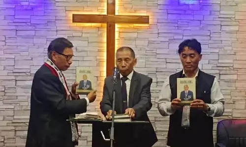Nagaland :  स्वर्गीय रेव. एल. किजुंगलुबा के जीवन पर पुस्तक का विमोचन किया गया