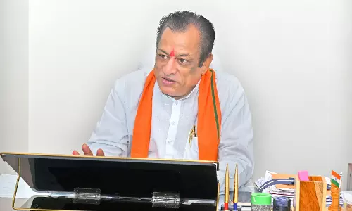 Jaipur: पशुपालन मंत्री : सर्दी के मौसम में शीतलहर का प्रकोप पर पशुओं को बचाएं