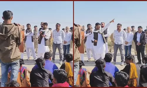 Kutch: 32 किमी जर्जर सड़क के विरोध में हाजीपीर के स्थानीय लोग सड़क पर उतरे