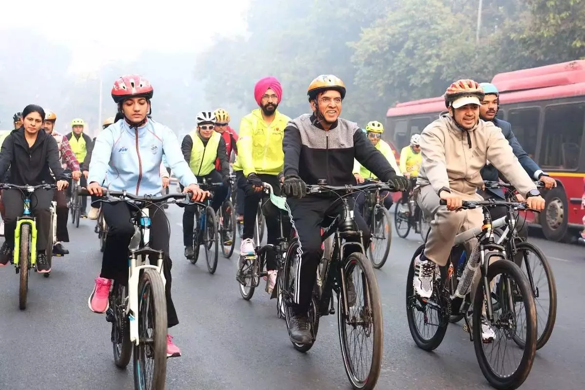 मंडाविया द्वारा फिट इंडिया साइकिलिंग अभियान का शुभारंभ