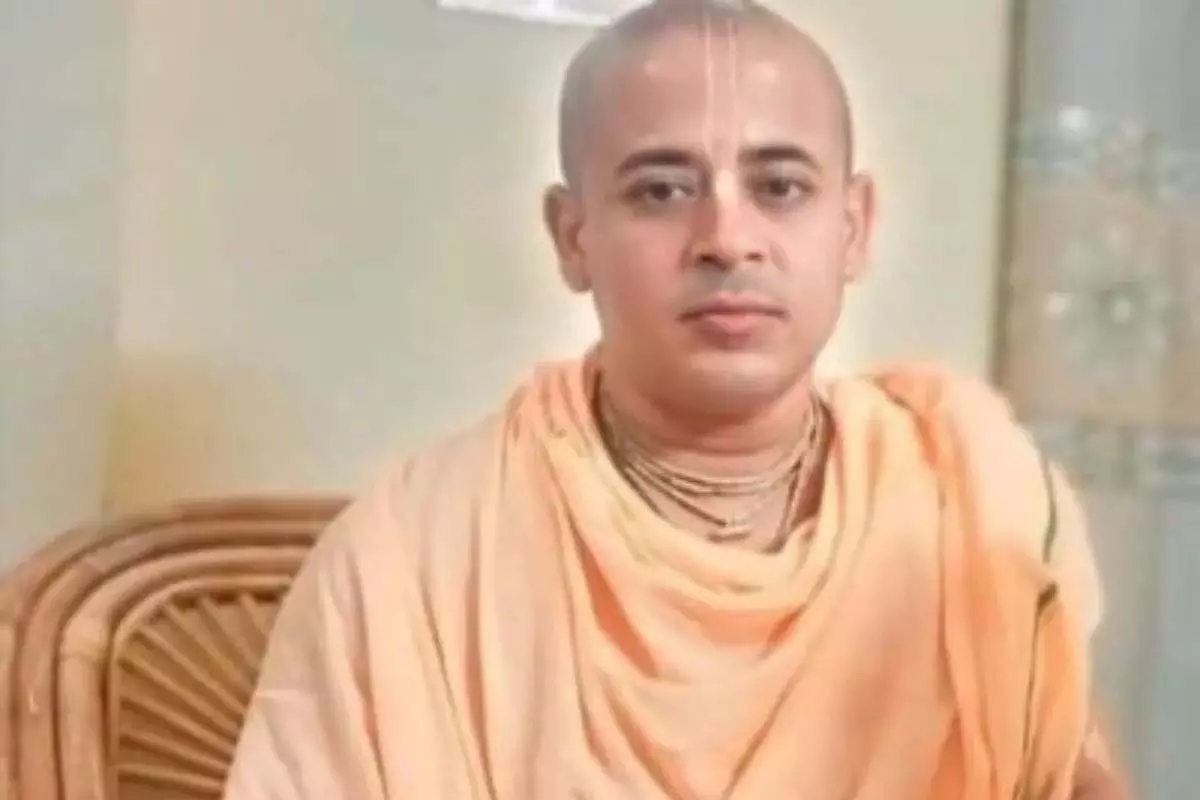 Bangladeshi monk वकील की सुरक्षा को लेकर भिक्षु ने प्रधानमंत्री और शाह को पत्र लिखा