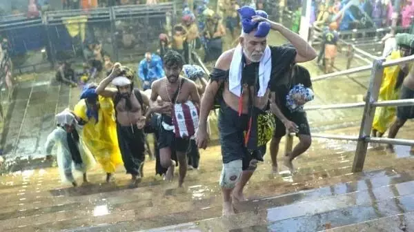 Sabarimala में मौत पर मुआवजा, ऑनलाइन भक्तों से ₹10 का संग्रह: देवासम बोर्ड