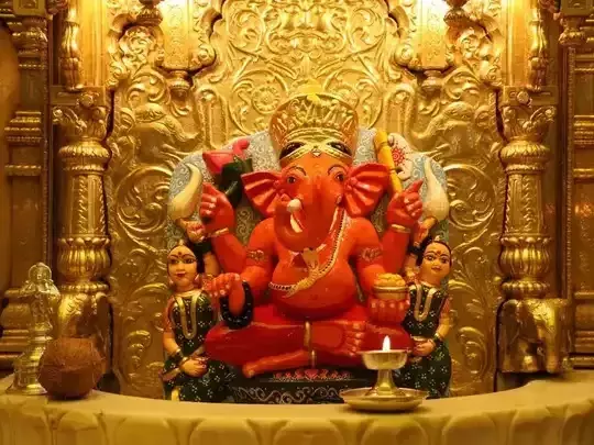 Ganesh Temple: देश में यहां मौजूद है गणेश जी का ऐसा चमत्कारी मंदिर, जहां बप्पा के पेट में है सांप