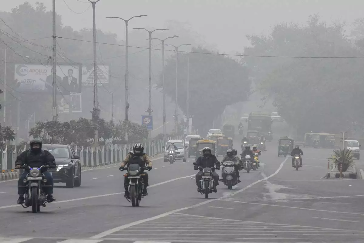 दिल्ली-एनसीआर में धुंध की चादर, AQI ‘गंभीर’ श्रेणी में